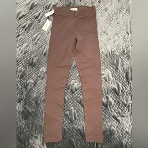 NWT Babaton contour legging “rich mocha brown”, size XS